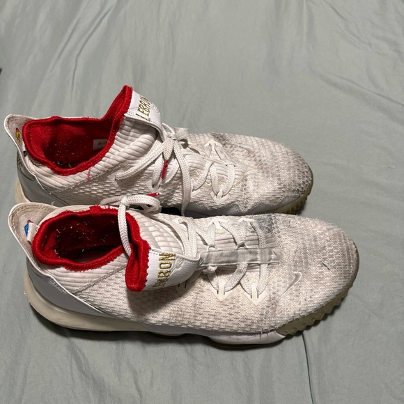 Nike shoes lot. All size 13 in mens. Beaters - Picture 8 of 13